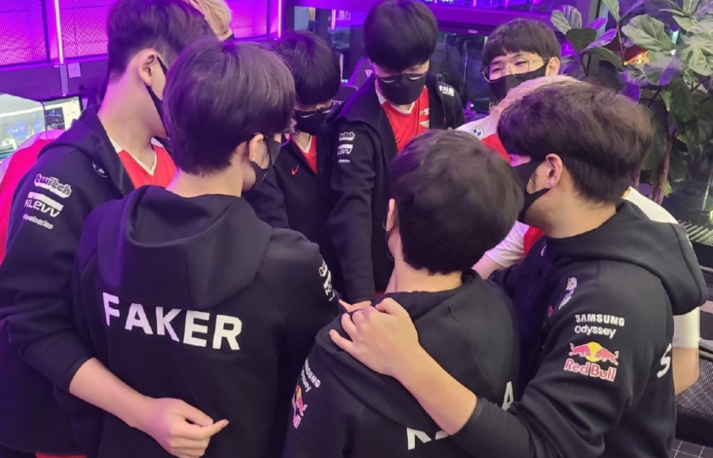 右膝不适 右膝不适