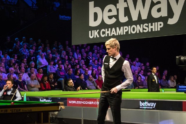 一脚出色的 一脚出色的