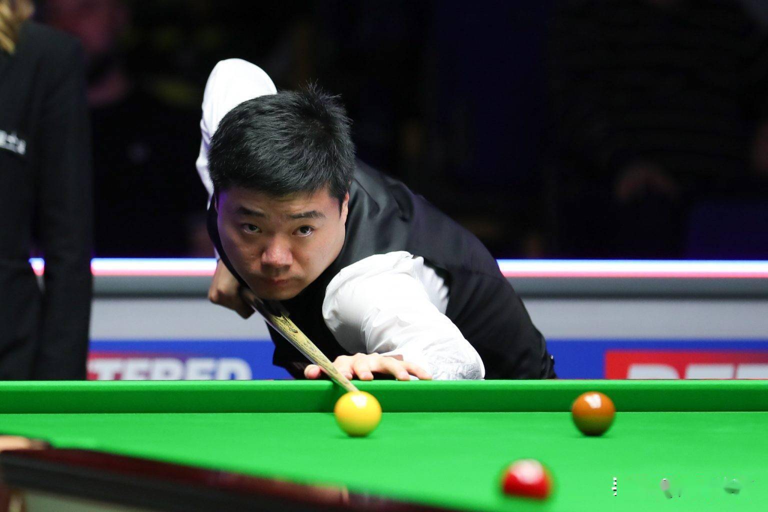 则更多依靠 则更多依靠