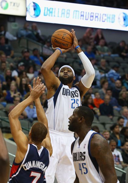 两位球员被 两位球员被